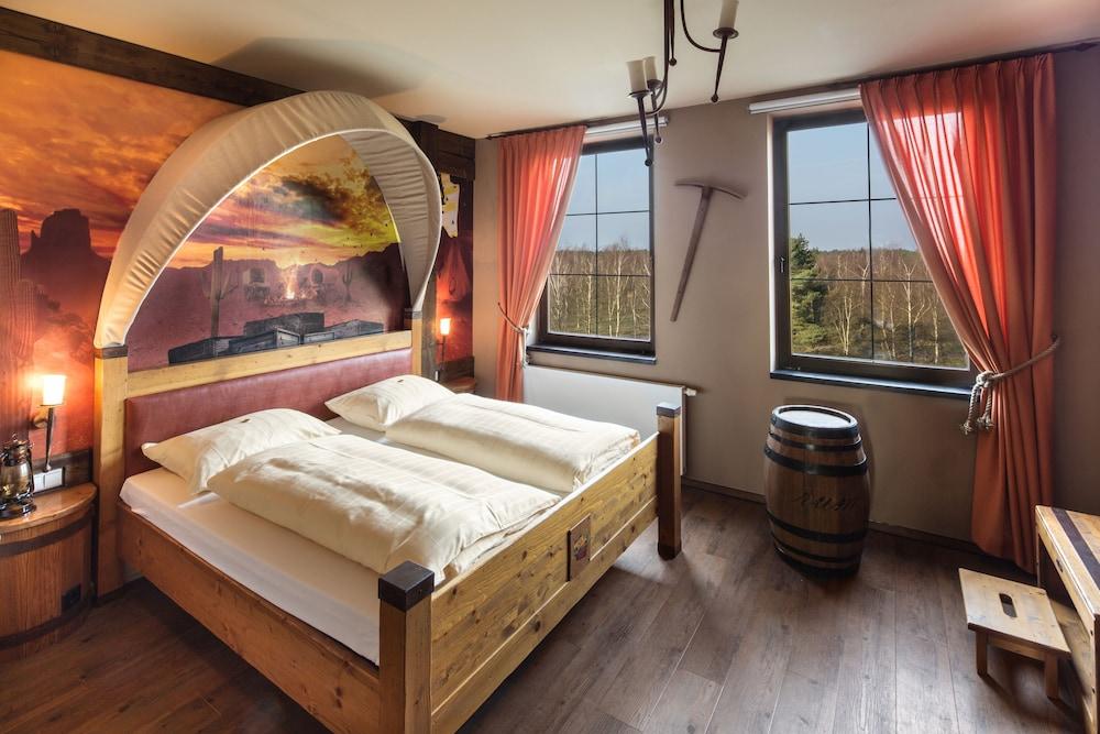 Heide Park Abenteuerhotel 졸타우 외부 사진