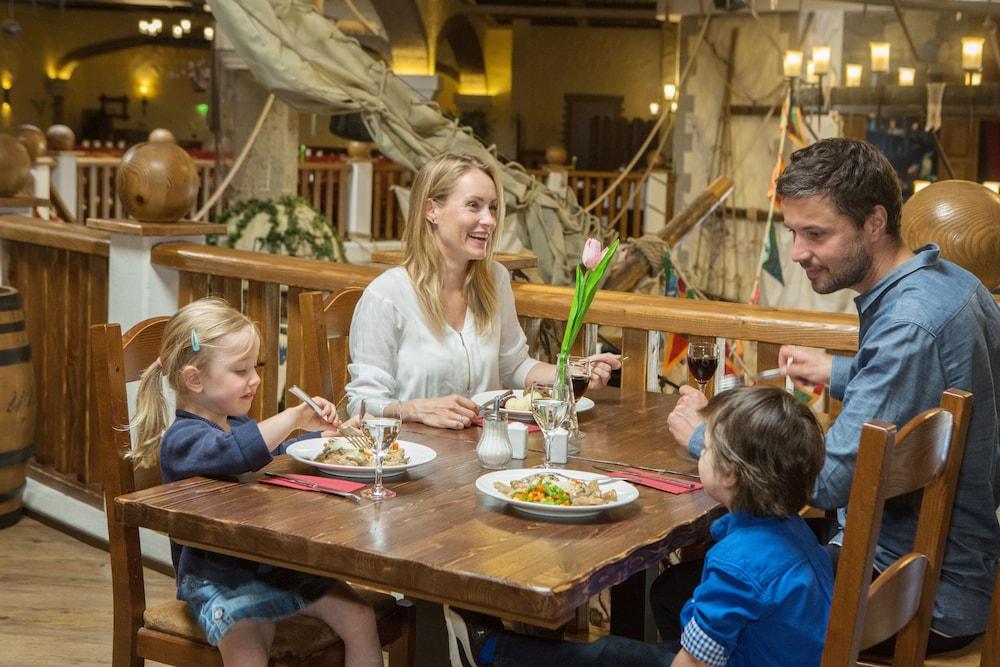 Heide Park Abenteuerhotel 졸타우 외부 사진