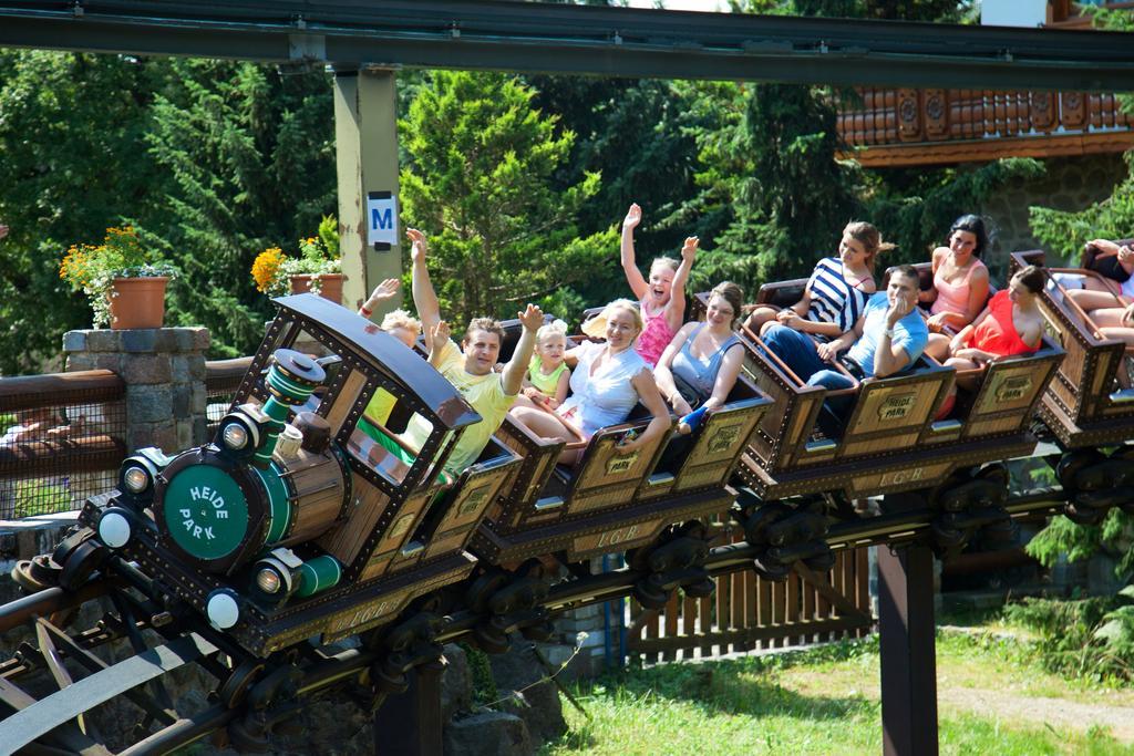 Heide Park Abenteuerhotel 졸타우 외부 사진