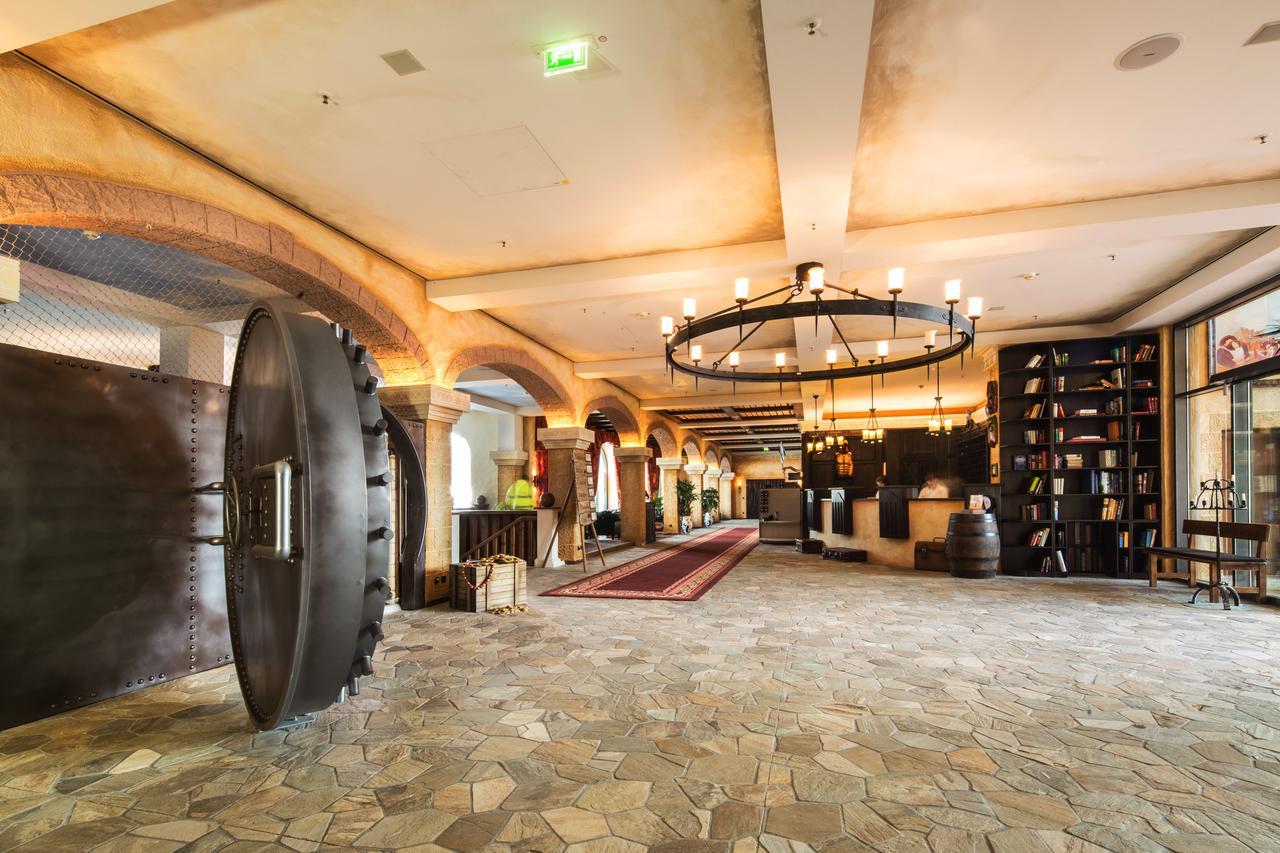 Heide Park Abenteuerhotel 졸타우 외부 사진