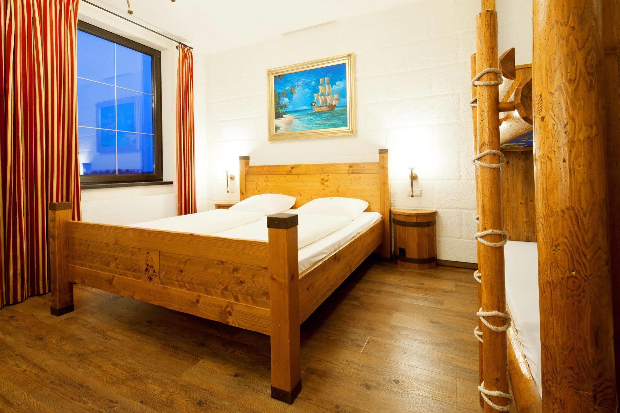 Heide Park Abenteuerhotel 졸타우 외부 사진
